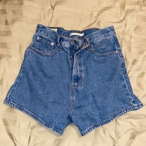 🫐 LEVI HIGH WAISTED SHORTS 🫐